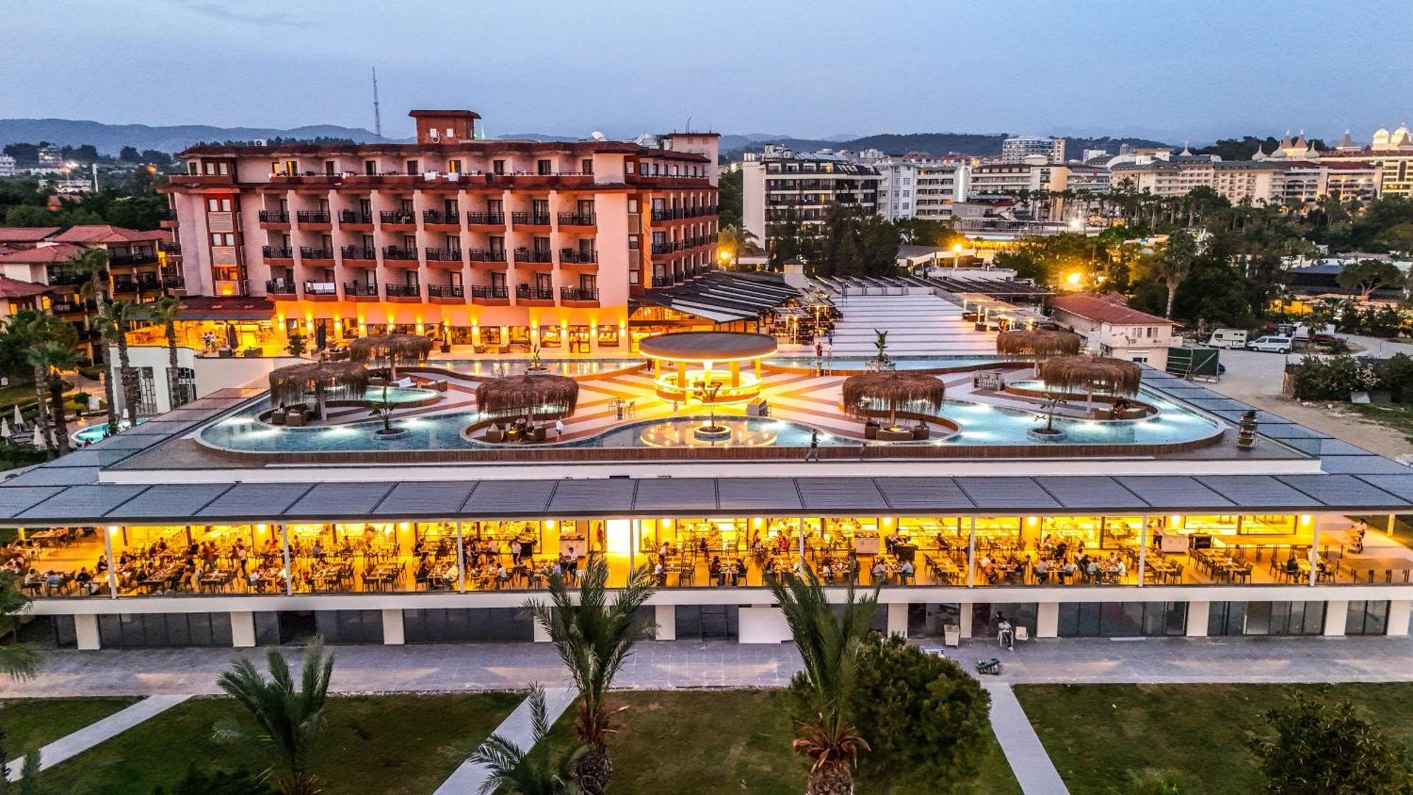 Hotel Justiniano Club Park Conti Okurcalar Exteriér fotografie